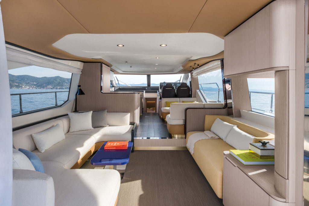 azimut60 salon