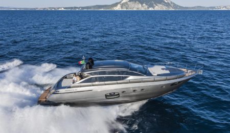 pershing 62