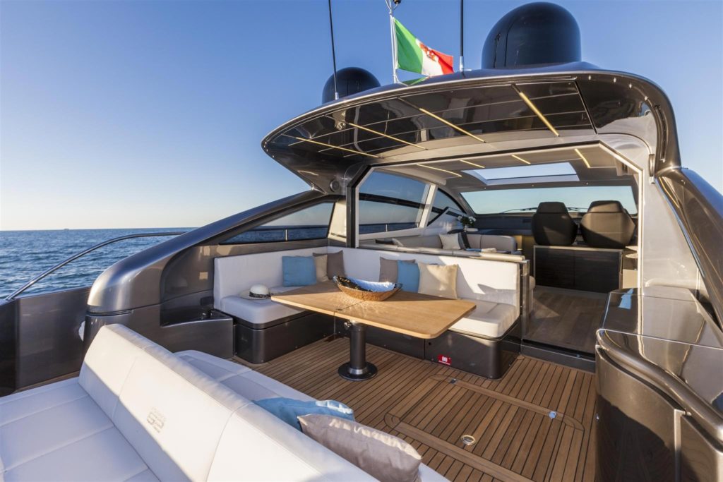 pershing 62