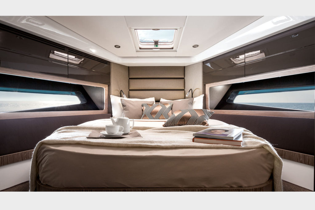 Azimut Atlantis 43