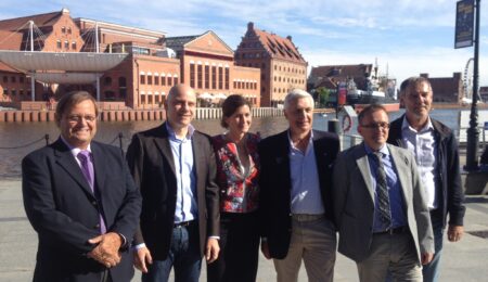 Piero Formenti foto con il team