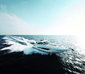 510 Sundancer Sea Ray International in navigazione