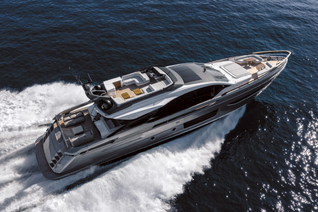 Azimut Grande S10 novità