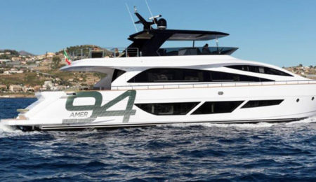 Amer-94-Superleggera-con-motori-ips-Volvo-Penta