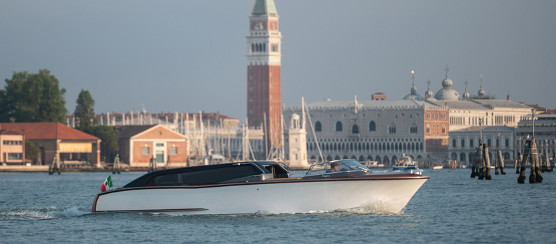 taxi a venezia