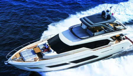 Ferretti Yacht 720