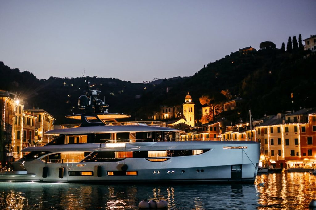 Benetti Oasis 40M