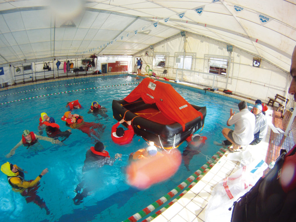 Gli strumenti della sicurezza in mare