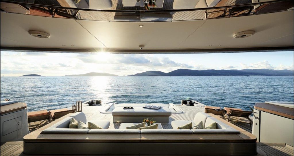 Benetti Oasis 40M MY Rebecca_Bridge 2