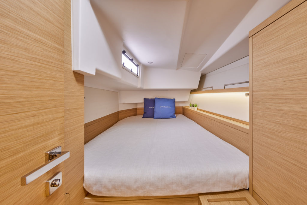 Grand Soleil GS44