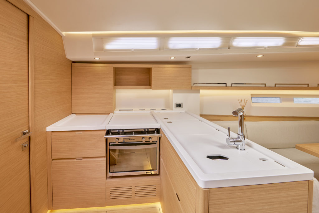 Grand Soleil GS44