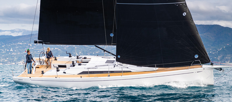 Grand Soleil 44