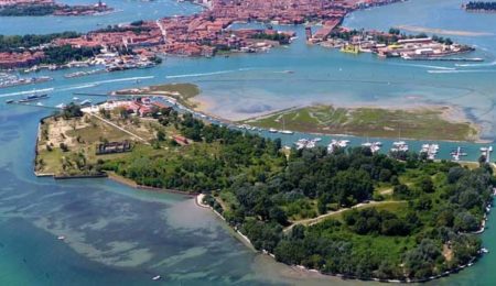 Venezia Certosa Marina