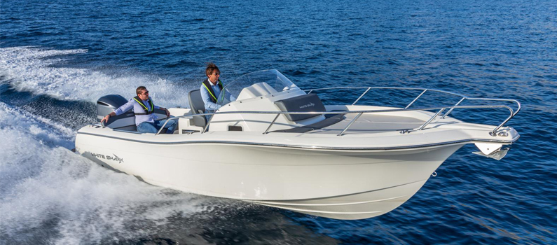 Partnership tra Yamaha e White Shark