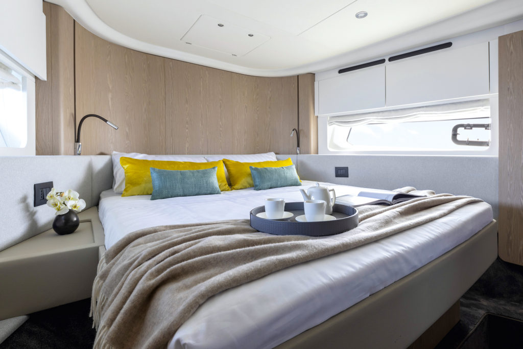 Azimut Yachts 53