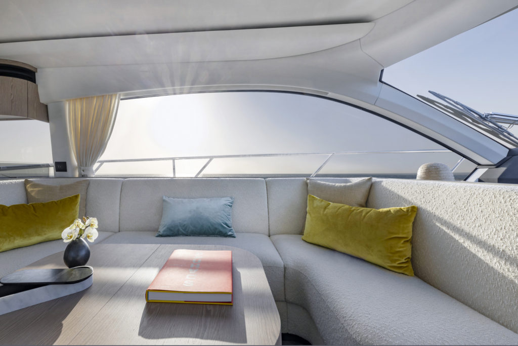 Azimut Yachts 53