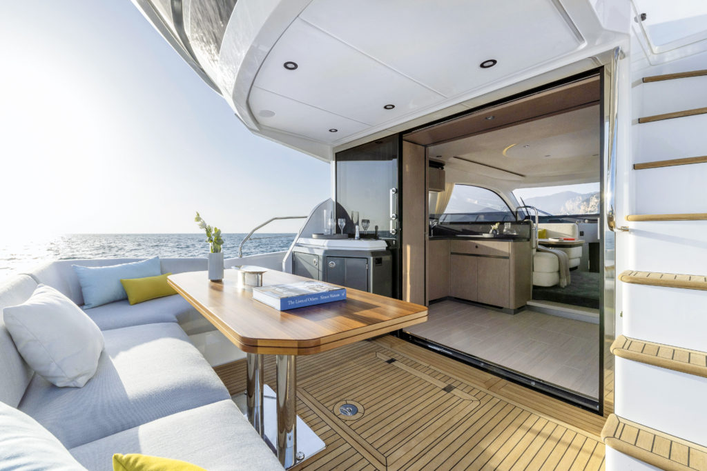 Azimut Yachts 53