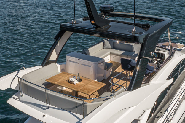 Sunseeker Manhatta 55