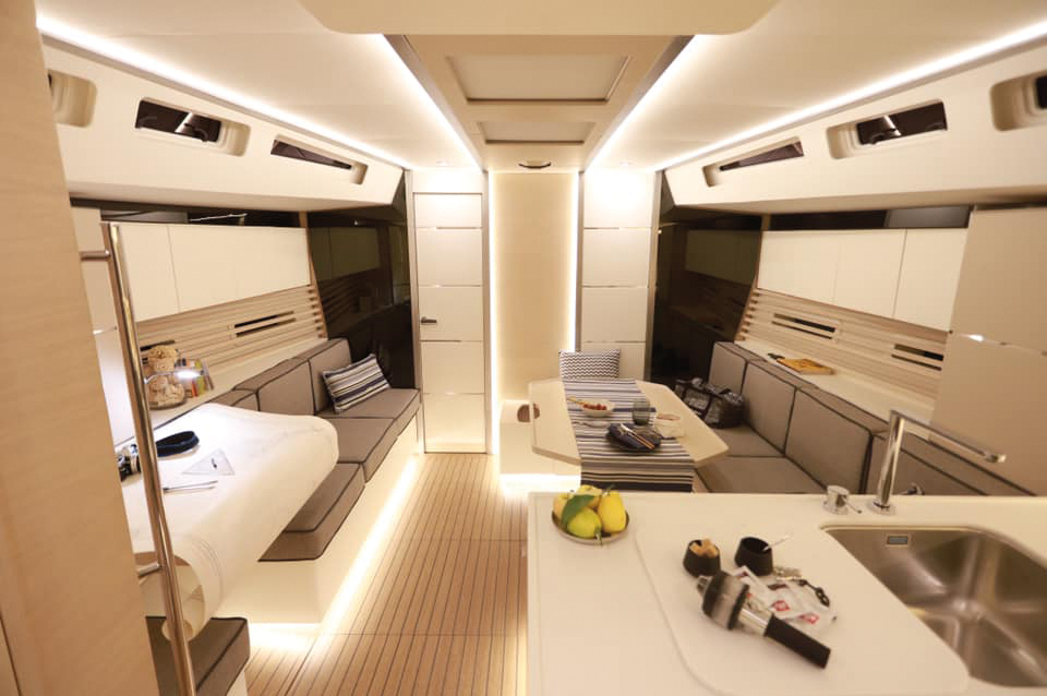 Italia Yachts 14.98