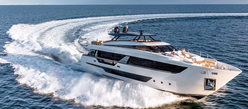 FERRETTI YACHTS 1000