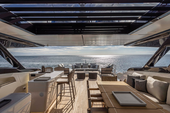 FERRETTI YACHTS 1000