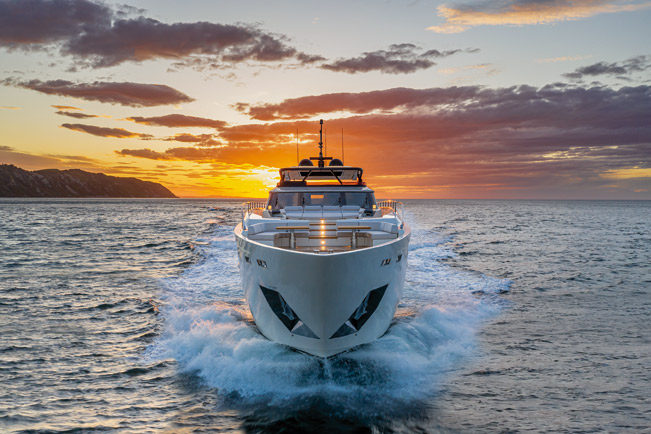 FERRETTI YACHTS 1000 navigazione