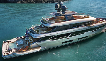 Benetti Oasis 40M