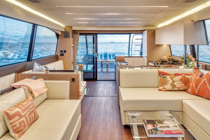 Prestige 690, la prova in mare