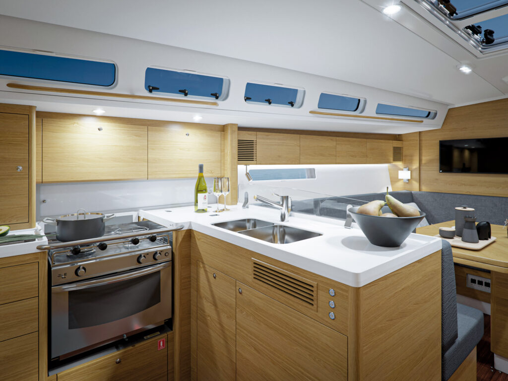 X-Yachts-X4³-cambusa
