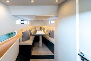 Lion-Yachts-Open-dinette
