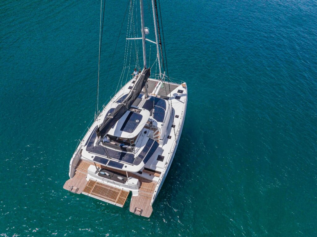 Lagoon 51