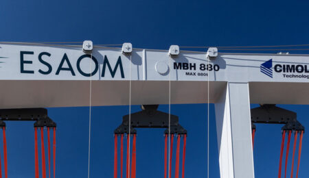 nuovo travel lift esaom cesa