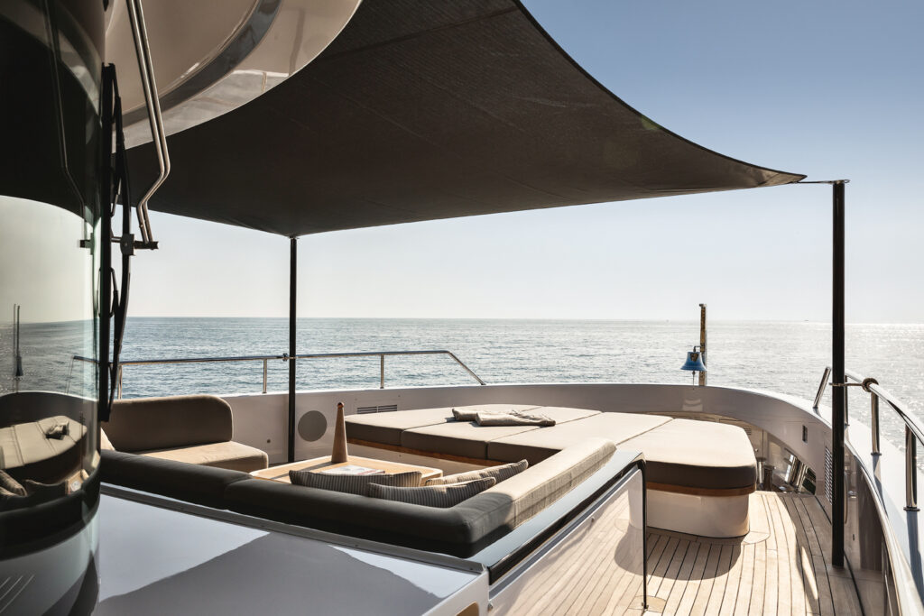 Upper Deck