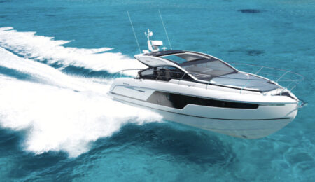 Fairline Targa 40 in navigazione