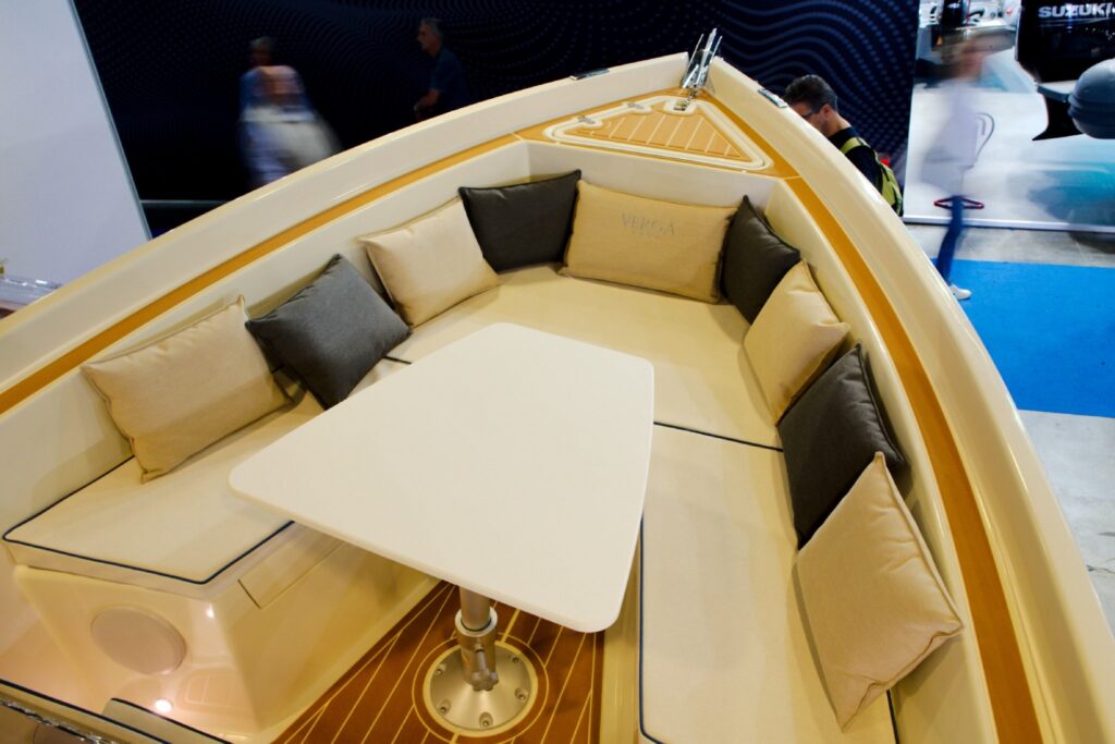 Sestante 6.8 dinette