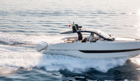 Invictus TT420S in navigazione