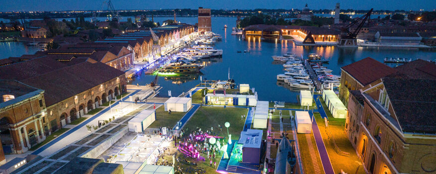 salone-nautico-venezia-2024-arsenale-di-notte