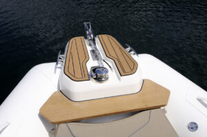 BWA Sport 28 GTO plancette di prua