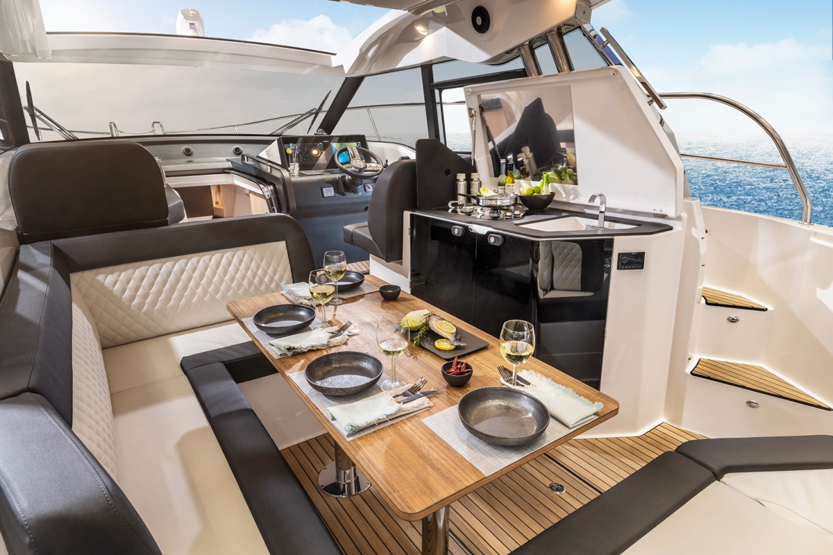 dinette Bavaria SR33