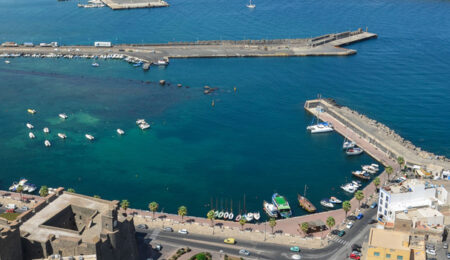marina-di-pantelleria-porto-vista-dall-alto-approdo