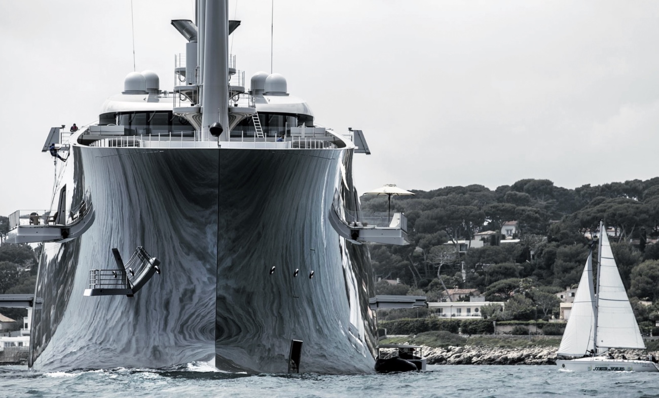 yacht 143 metri