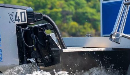 Raymarine ePropulsion, la partnership per l'integrazione dei chartplotter