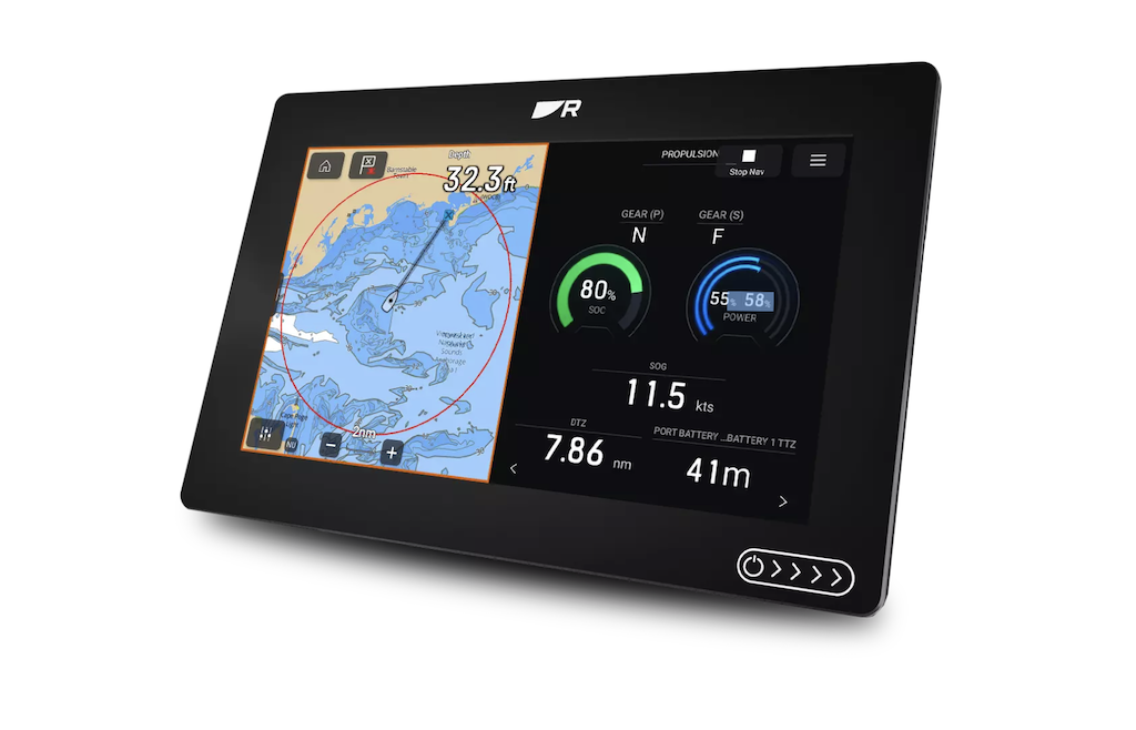 Raymarine ePropulsion, la partnership per l'integrazione dei chartplotter