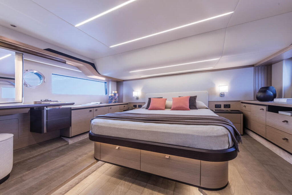 Absolute-Navetta cabina amatoriale