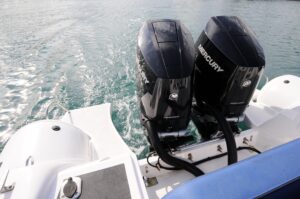 MASTER 996 FISHING motori 2x350 HP Mercury Verado V10