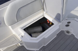 Marlin 33 gavone laterale