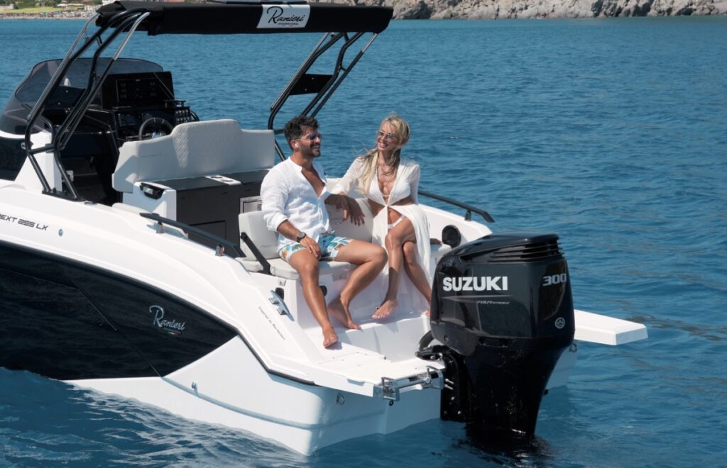 fuoribordo Suzuki nebular black