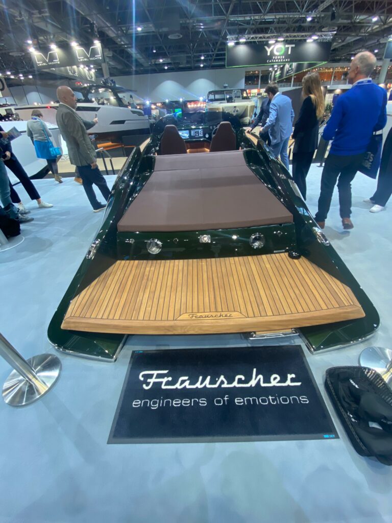 Frauscher x Porsche 850 Fantom