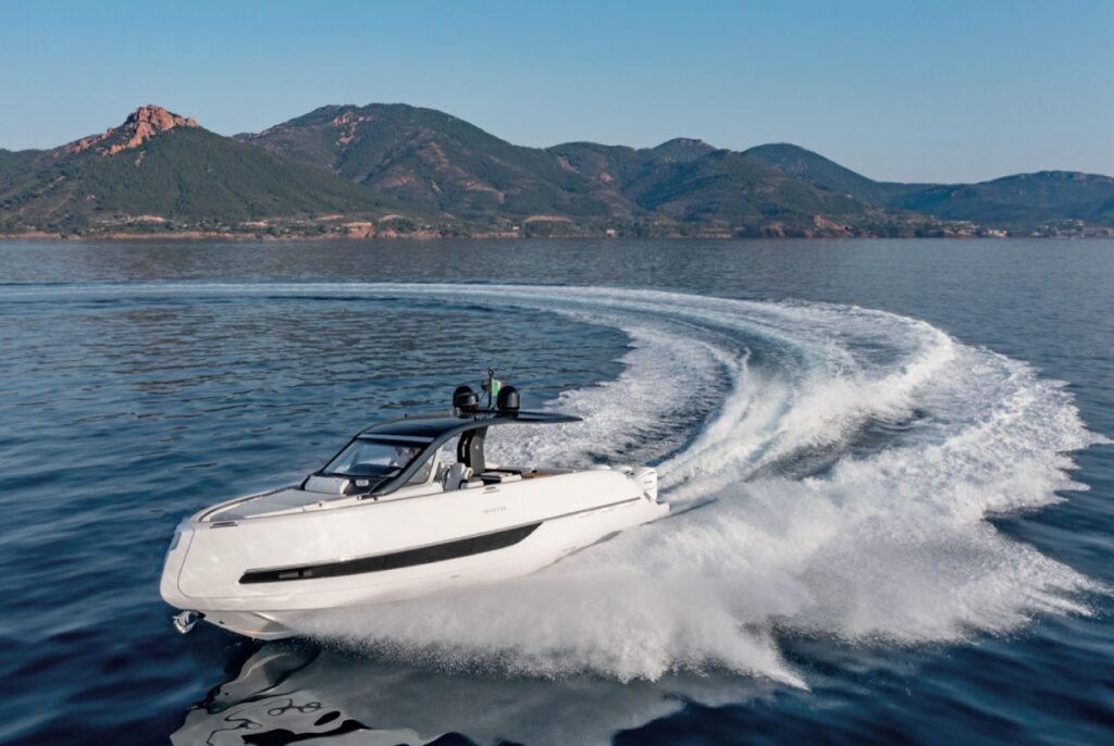 Invictus TT420S