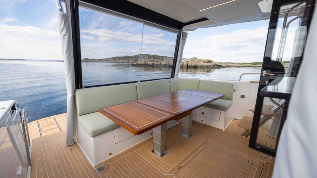 vetrata yacht